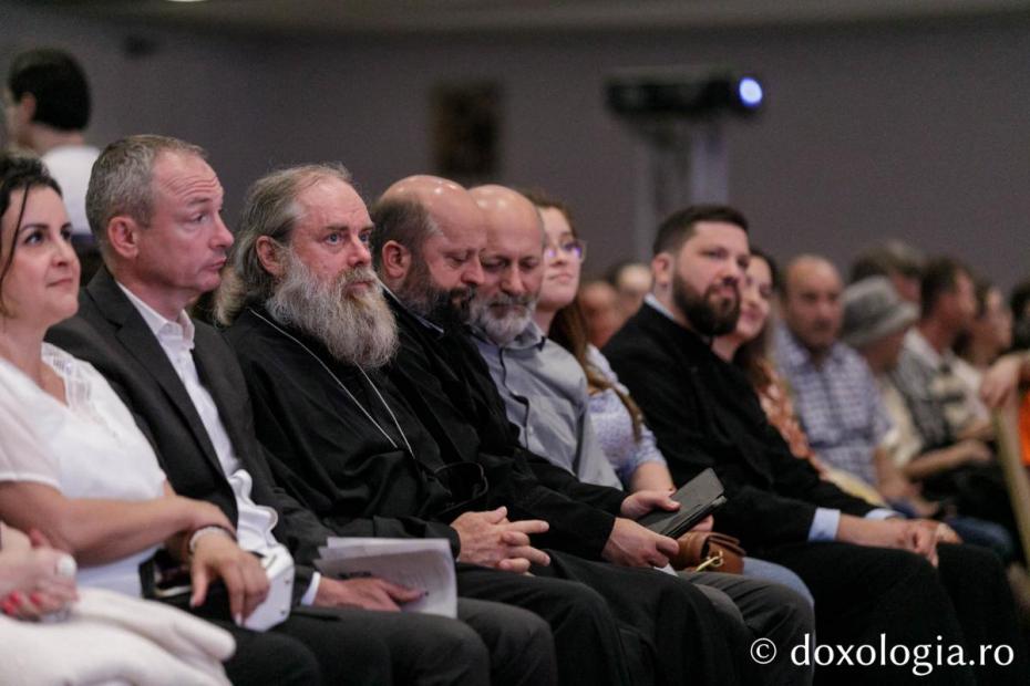 Părintele Pimen Vlad a conferențiat la Iași / Foto: Pr. Silviu Cluci Părintele Pimen Vlad a conferențiat la Iași / Foto: Pr. Silviu Cluci